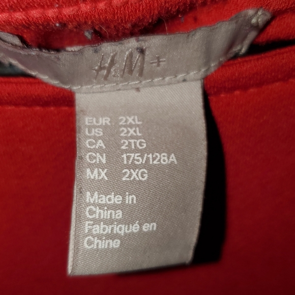 PLUS SIZE H&M red tunic shirt - Picture 5 of 5